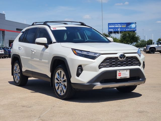 Used 2022 Toyota RAV4 Limited FWD image 2