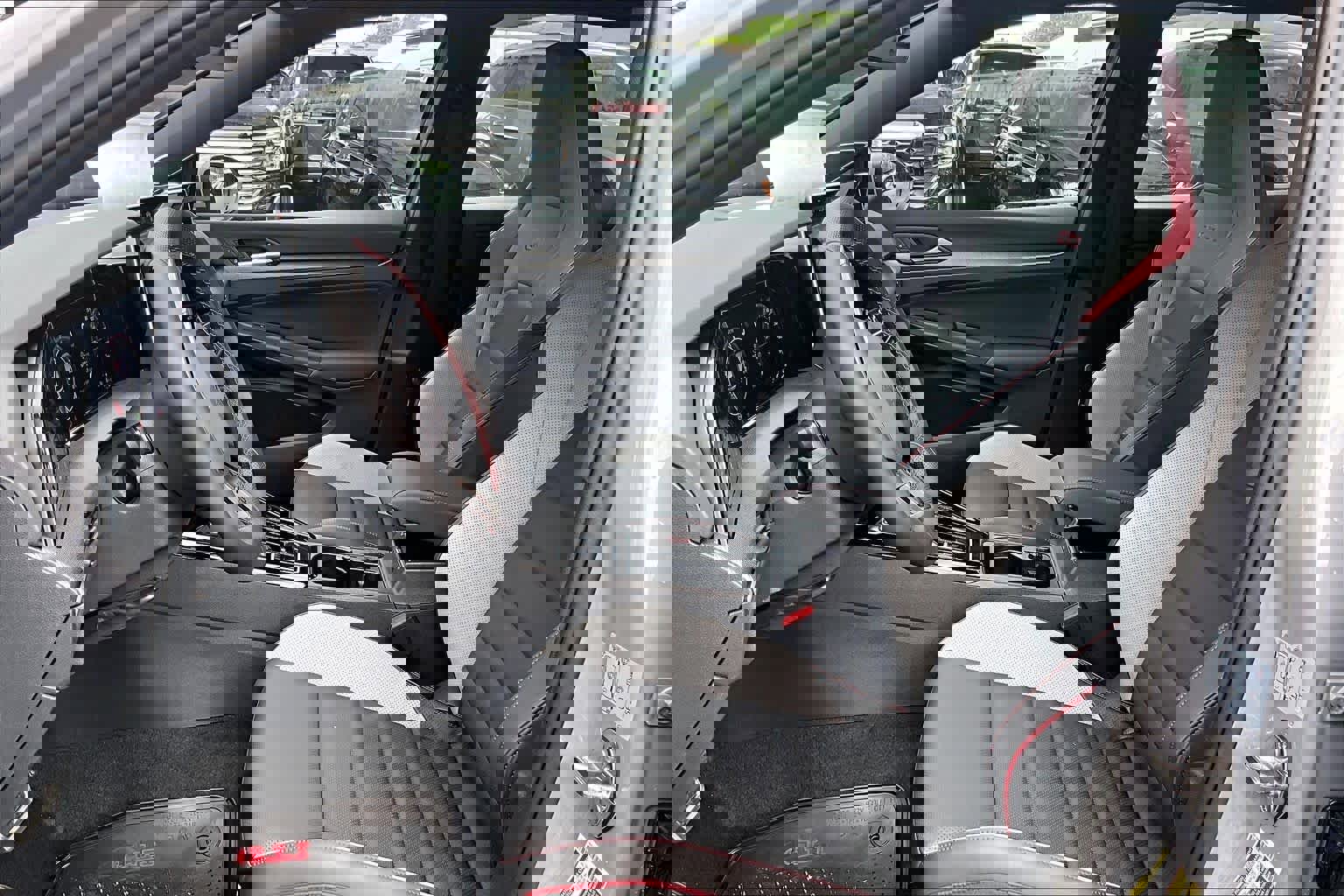 New 2026 Volkswagen GTI SE image 9