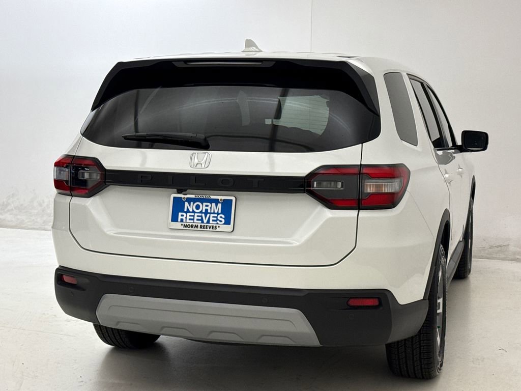 Certified 2025 Honda Pilot EX-L image 9