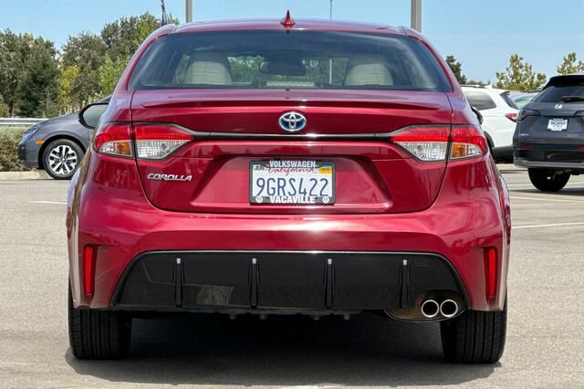 Used 2023 Toyota Corolla SE w/ Carpet Mat Package (TMS) FWD image 5
