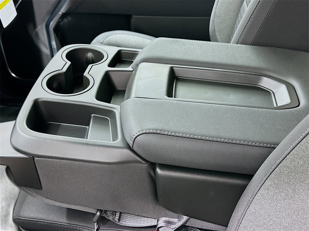 New 2026 GMC Sierra 2500 SLE w/ SLE Convenience Package image 17