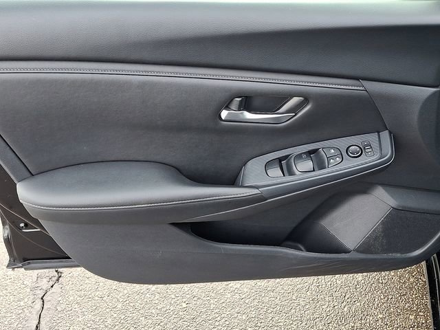 Used 2024 Nissan Sentra SV image 9