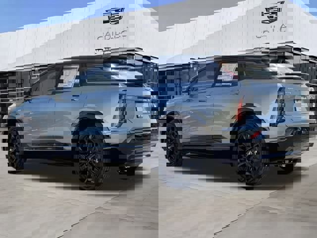 New 2025 Cadillac Optiq Sport 1 w/ LPO, ONYX Package image 5