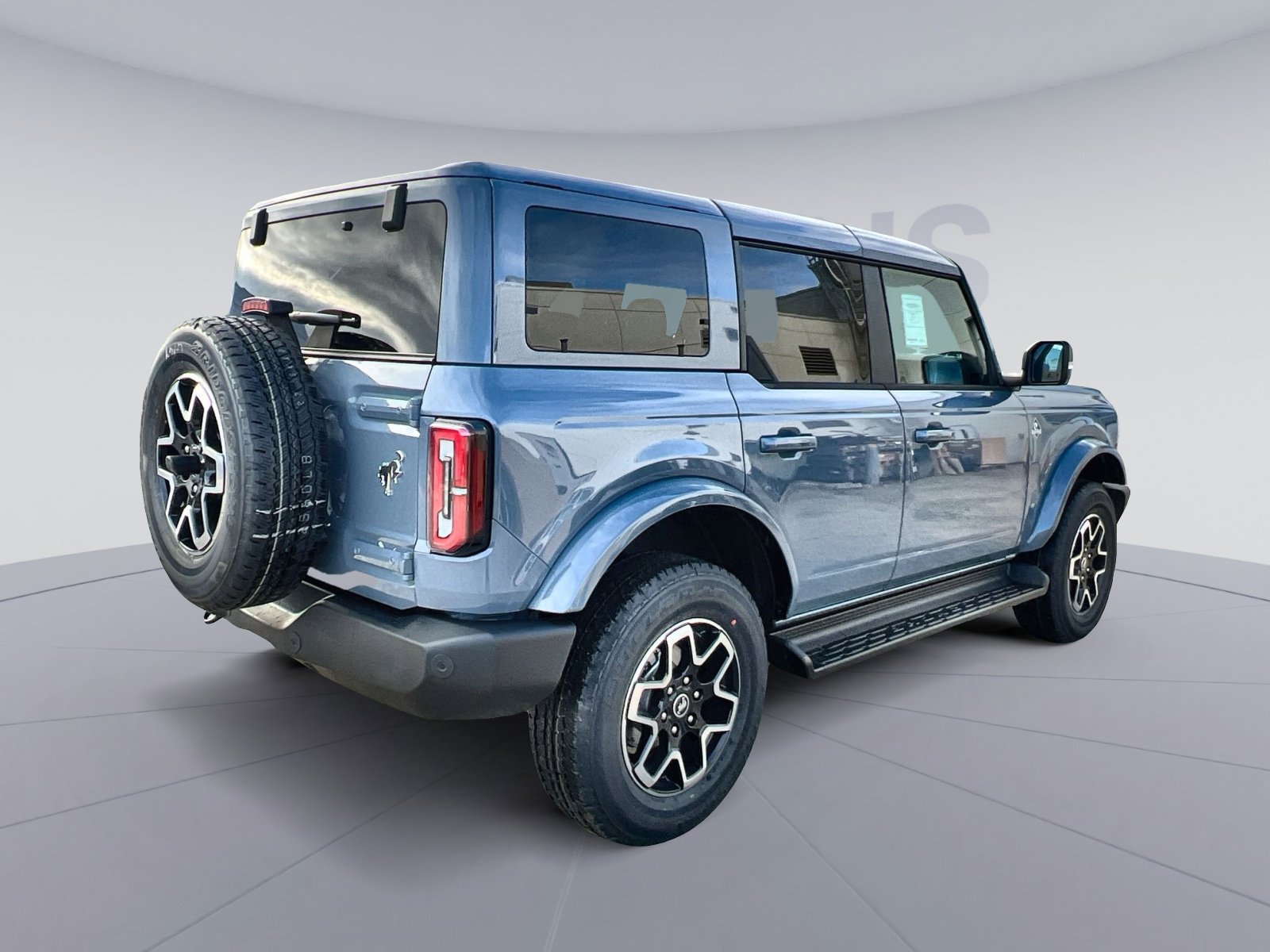 New 2025 Ford Bronco Outer Banks image 7