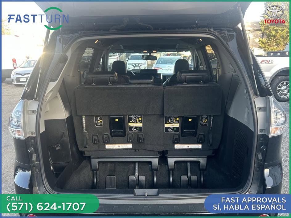 Used 2015 Toyota Sienna SE w/ SE Preferred Package image 13