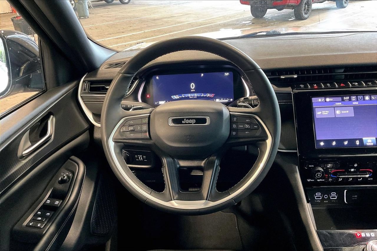 Certified 2023 Jeep Grand Cherokee Altitude AWD/4WD image 10