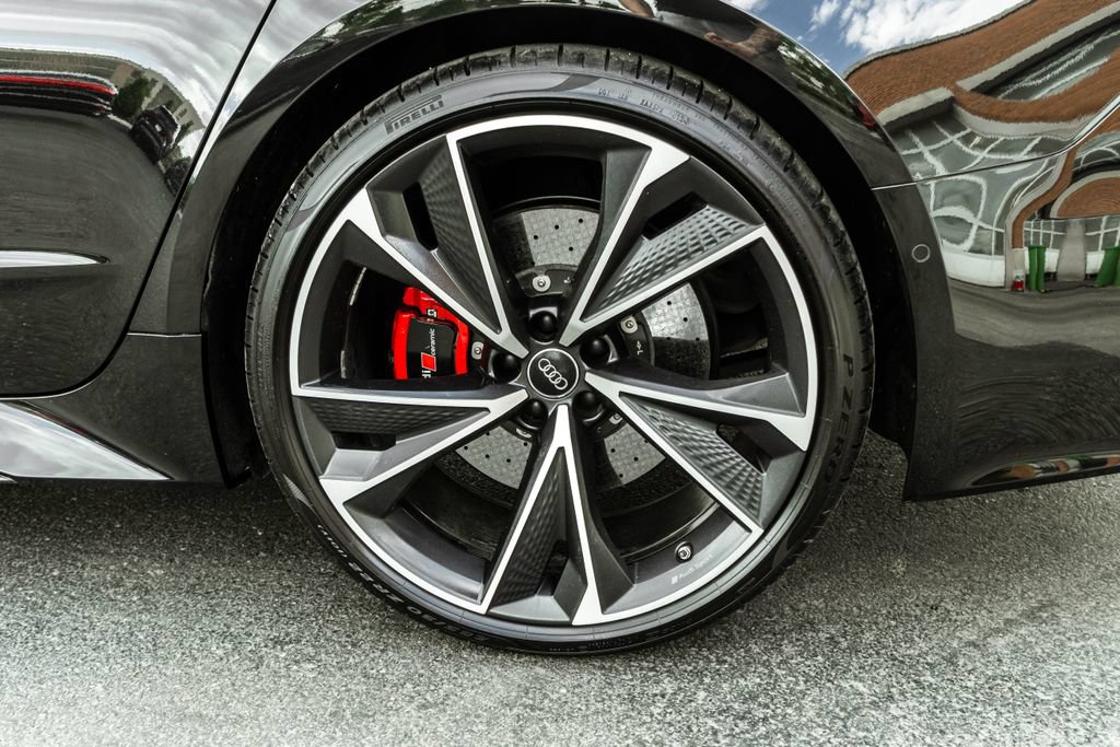 Used 2021 Audi RS 7 Sportback AWD/4WD image 31