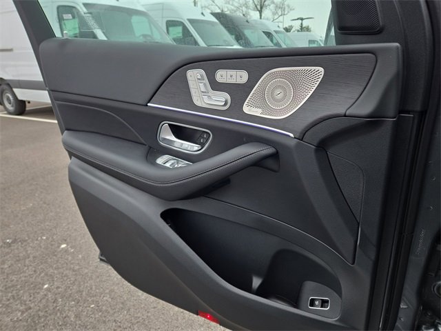 New 2026 Mercedes-Benz GLS 450 4MATIC image 22