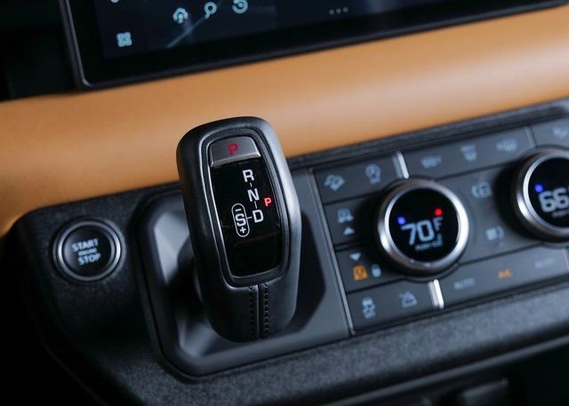 Used 2021 Land Rover Defender 90 X image 14