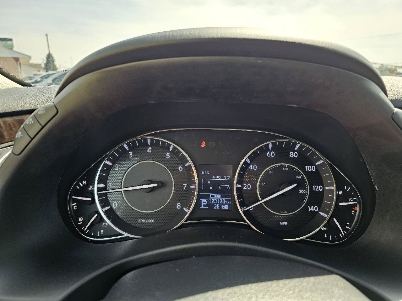 Used 2019 Nissan Armada Platinum w/ Captain's Chairs Package AWD/4WD image 14