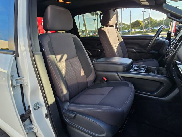 Used 2024 Nissan Titan SV w/ SV Convenience Package AWD/4WD image 18