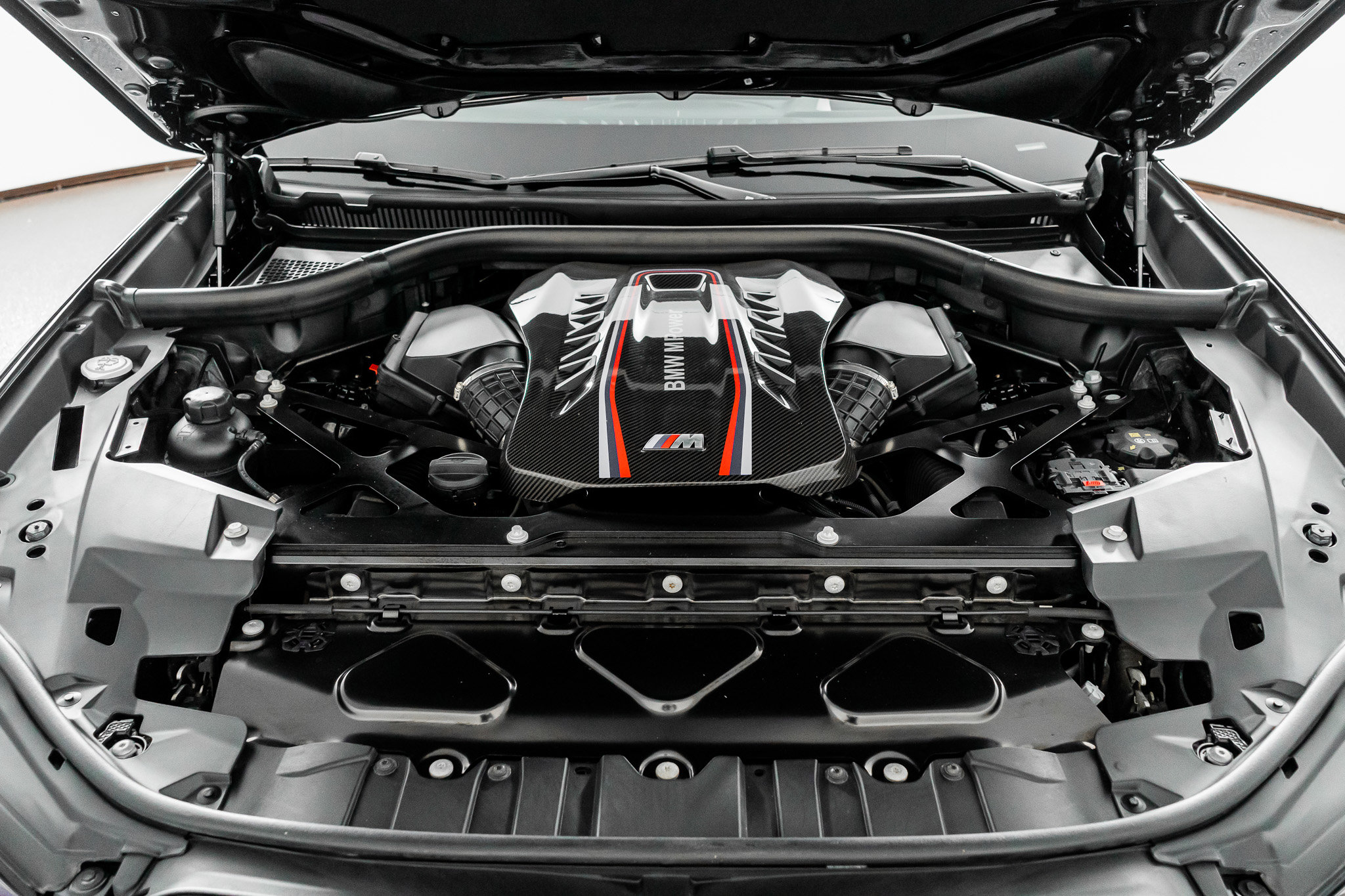 Used 2025 BMW X6 M Competition image 59