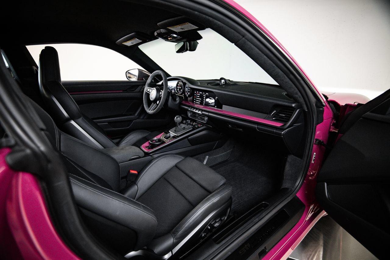 Certified 2023 Porsche 911 Carrera T RWD image 27