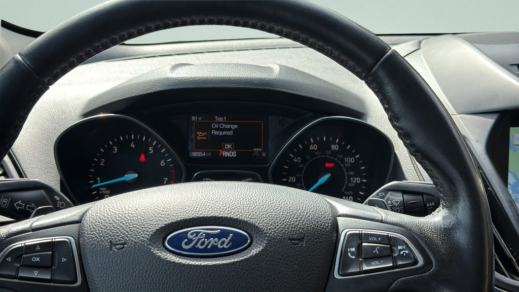 Used 2017 Ford Escape Titanium w/ Equipment Group 301A AWD/4WD image 15