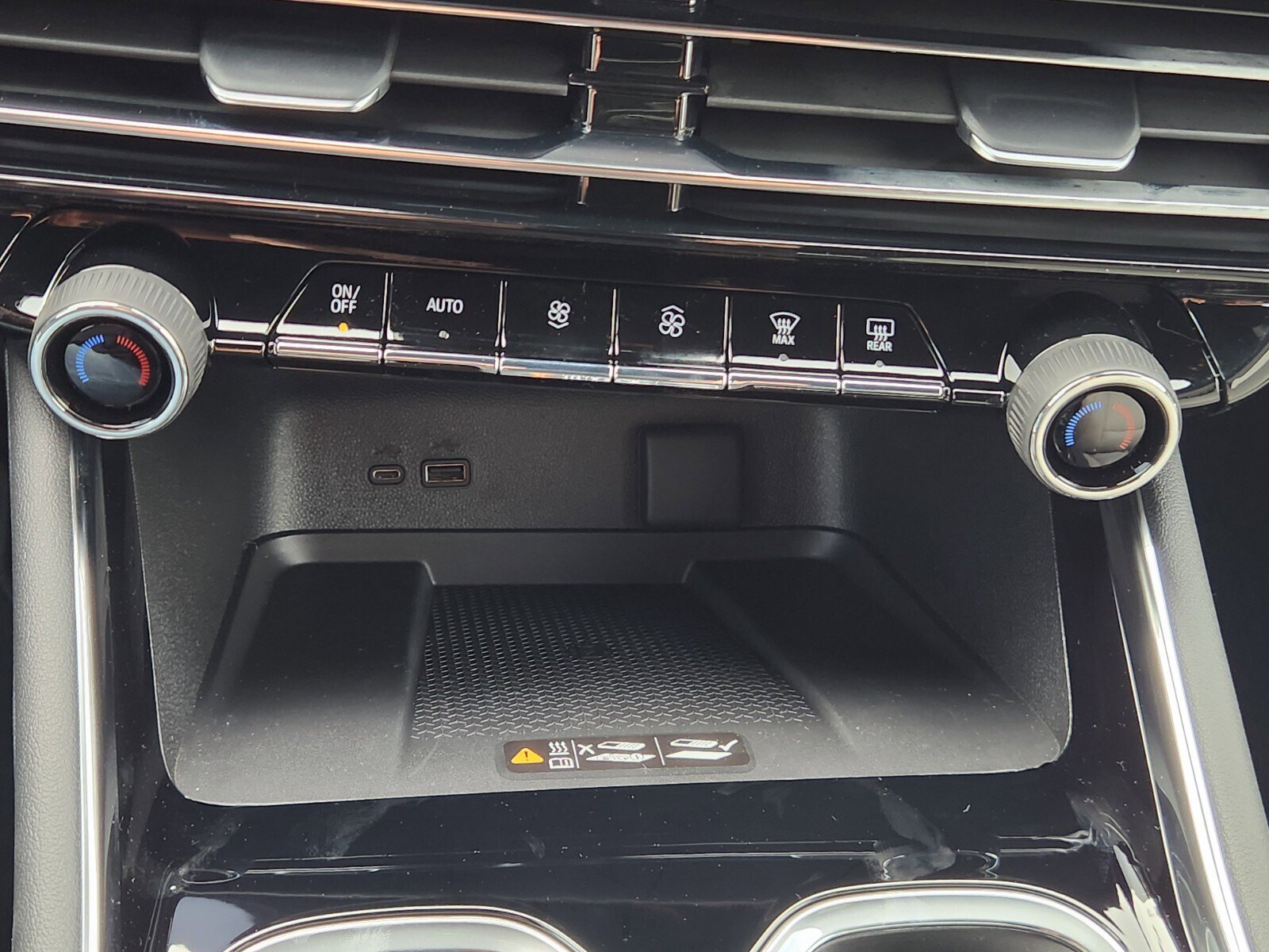 New 2026 Chevrolet Traverse LT w/ Driver Confidence Package image 15