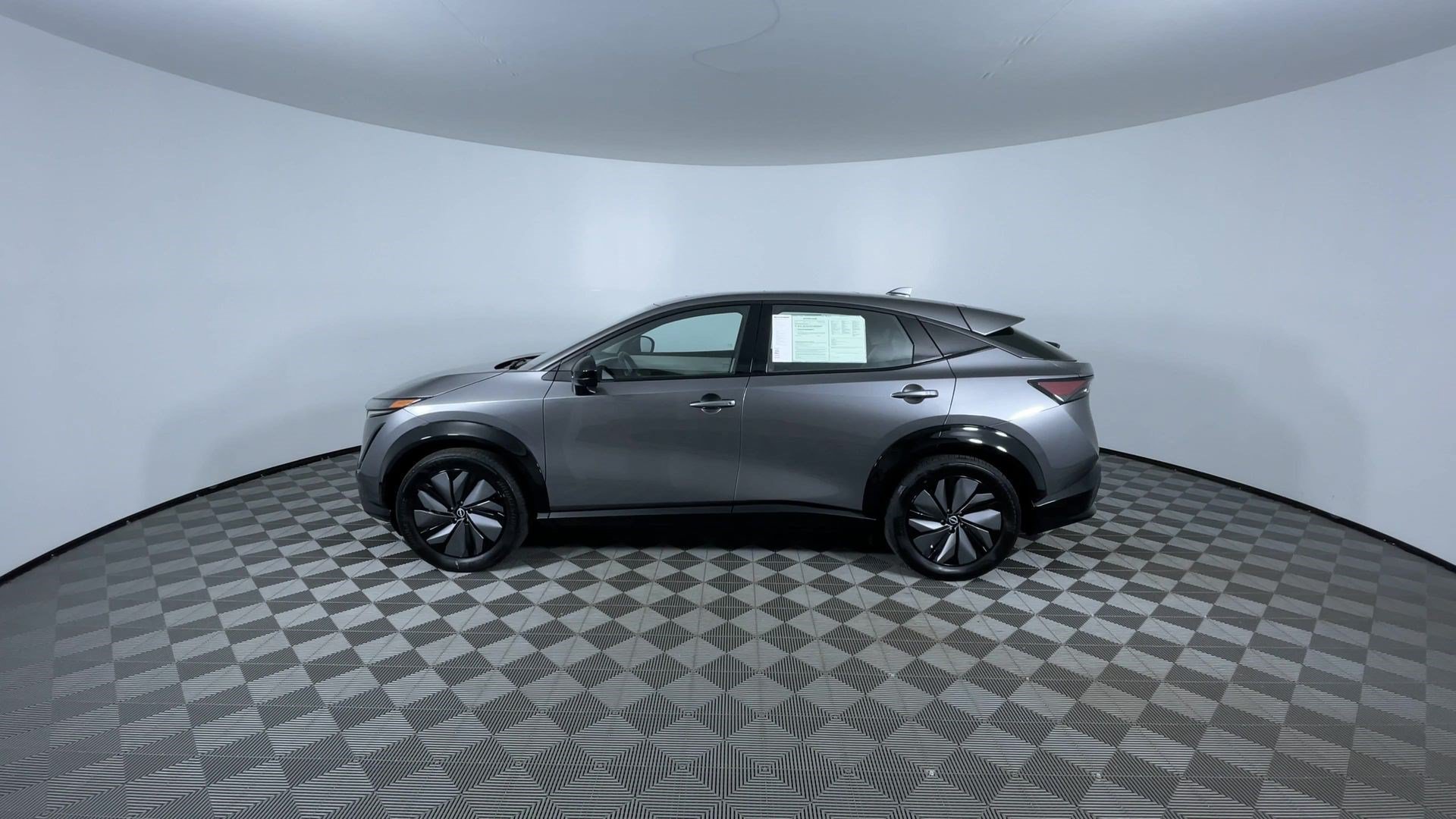 Certified 2024 Nissan Ariya AWD image 5