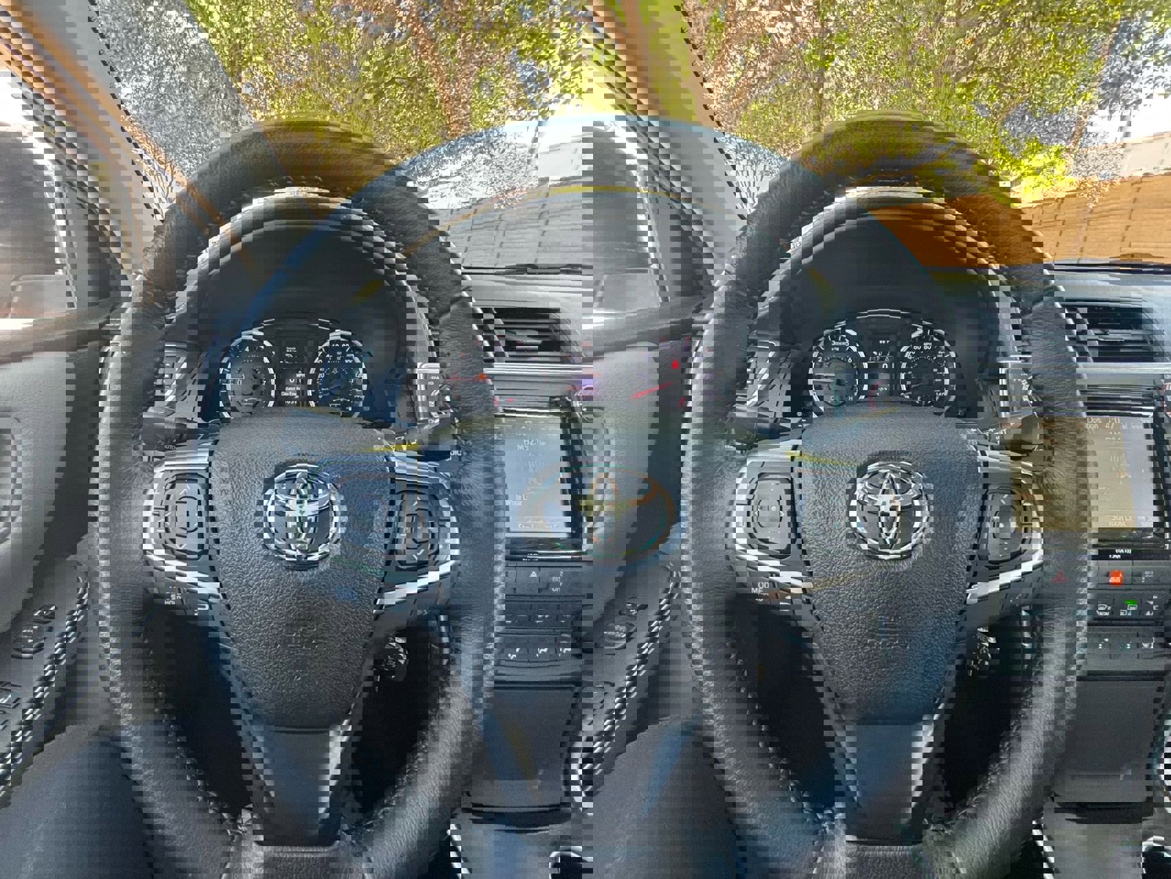 Used 2016 Toyota Camry SE image 23