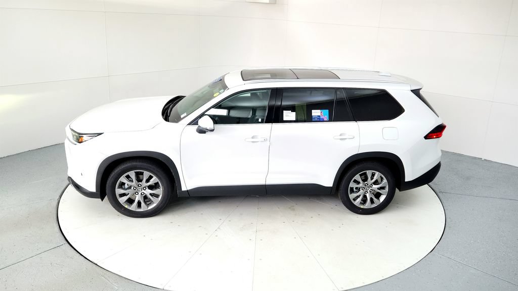 Certified 2025 Toyota Grand Highlander FWD image 14