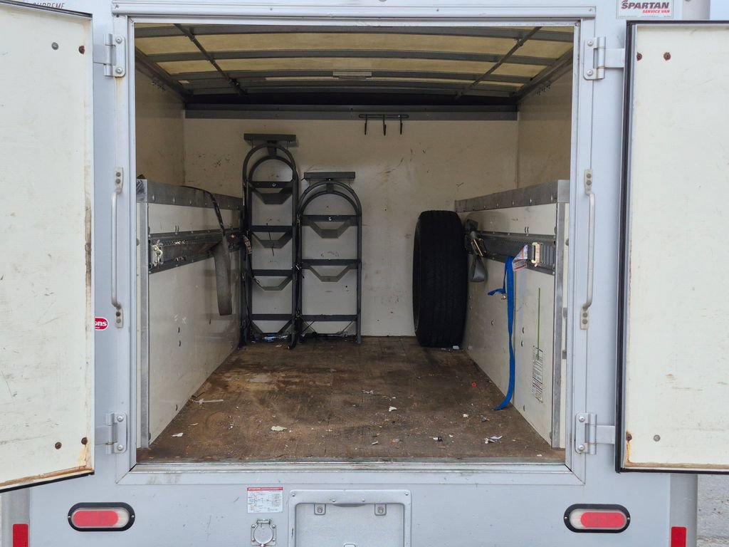 Used 2021 Chevrolet Express 3500 w/ Power Convenience Package RWD image 18