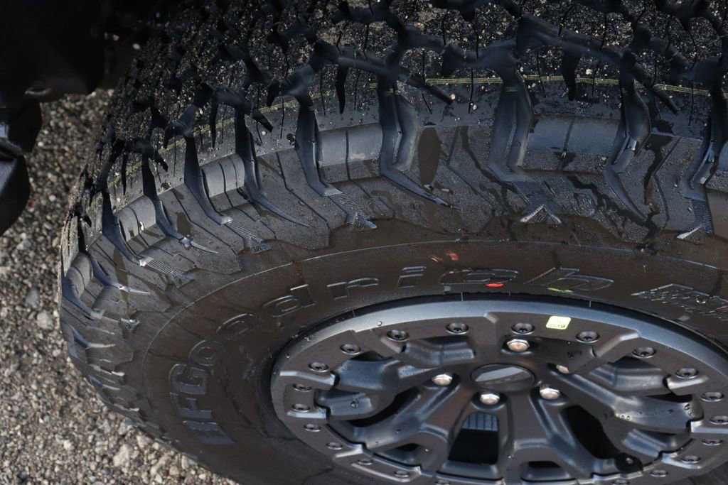 New 2025 Ford Bronco Raptor image 46