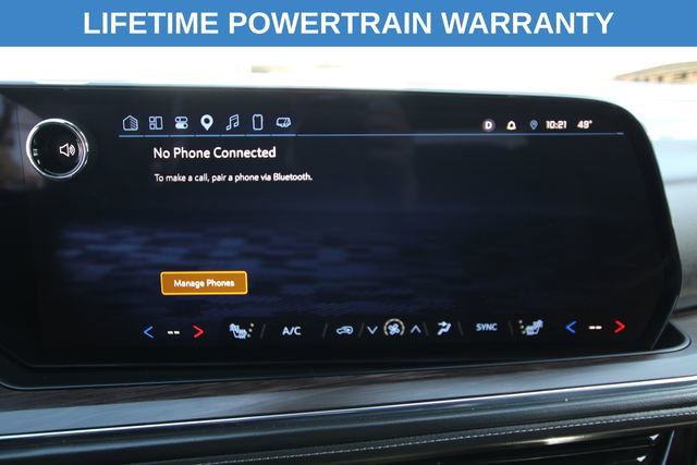 Used 2025 Chevrolet Suburban Z71 AWD/4WD image 29