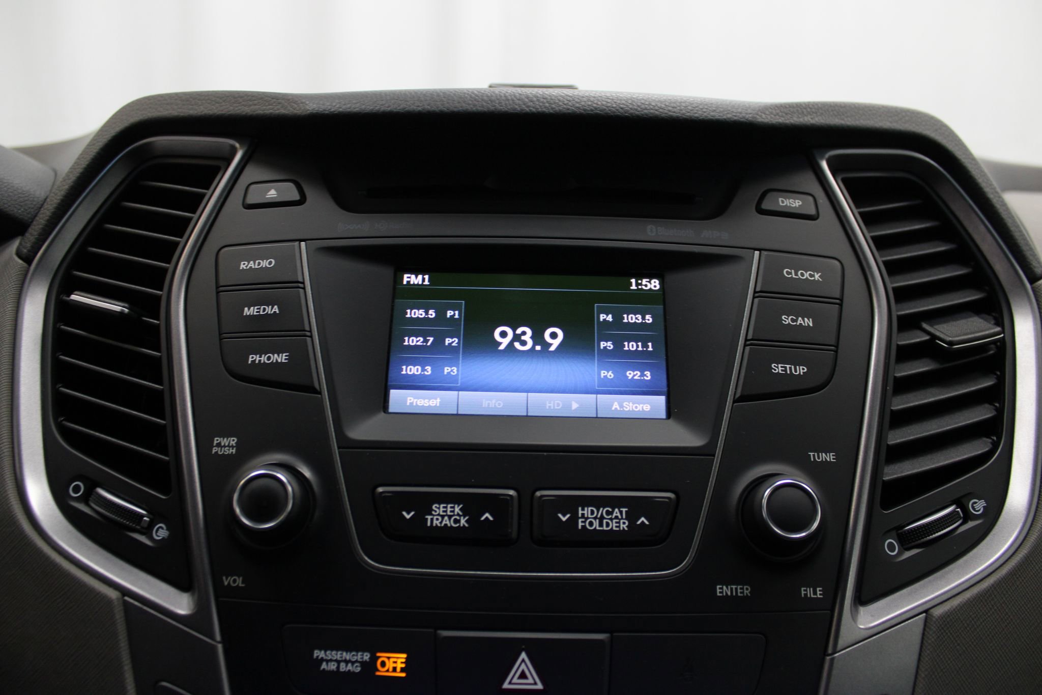 Used 2015 Hyundai Santa Fe Limited AWD/4WD image 44