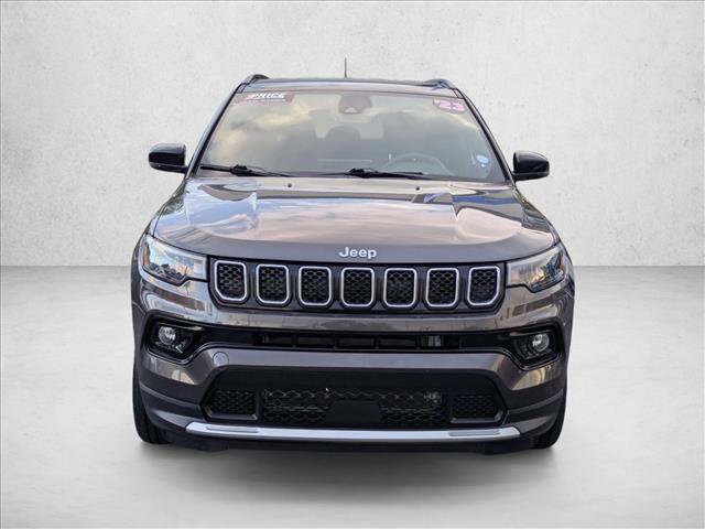 Used 2023 Jeep Compass Limited image 2