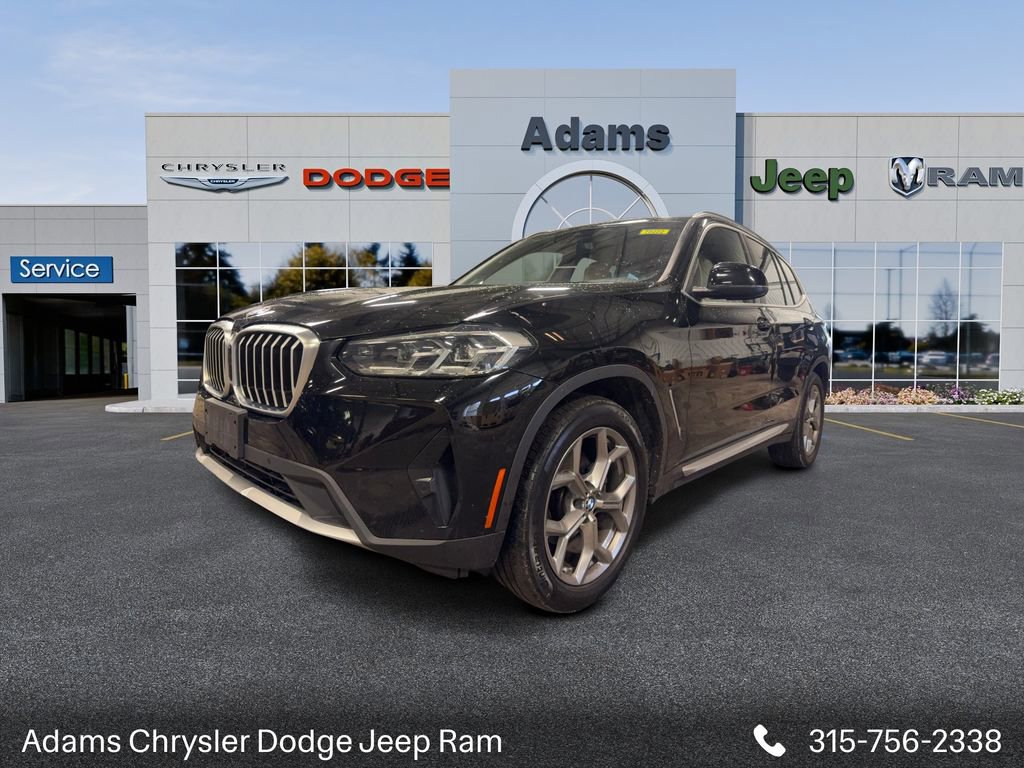 Used 2022 BMW X3 xDrive30i AWD/4WD image 3