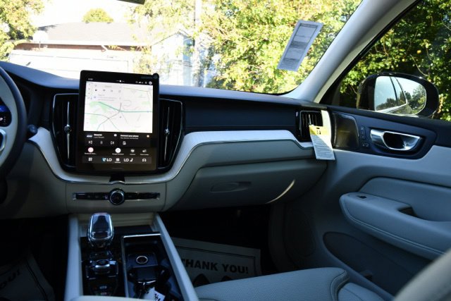 New 2027 Volvo XC60 B5 Ultra AWD/4WD image 21