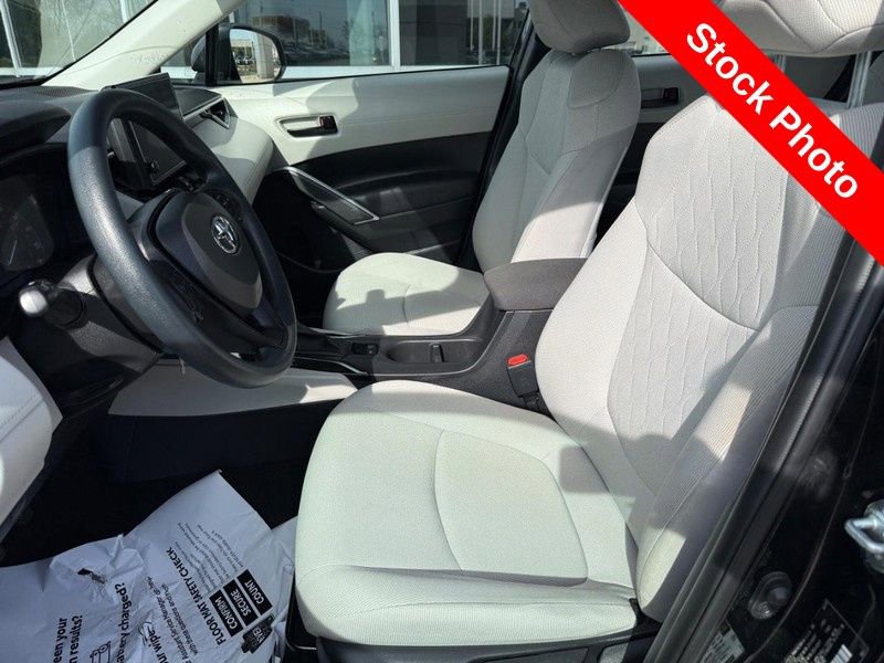 Used 2023 Toyota Corolla Cross L AWD/4WD image 16