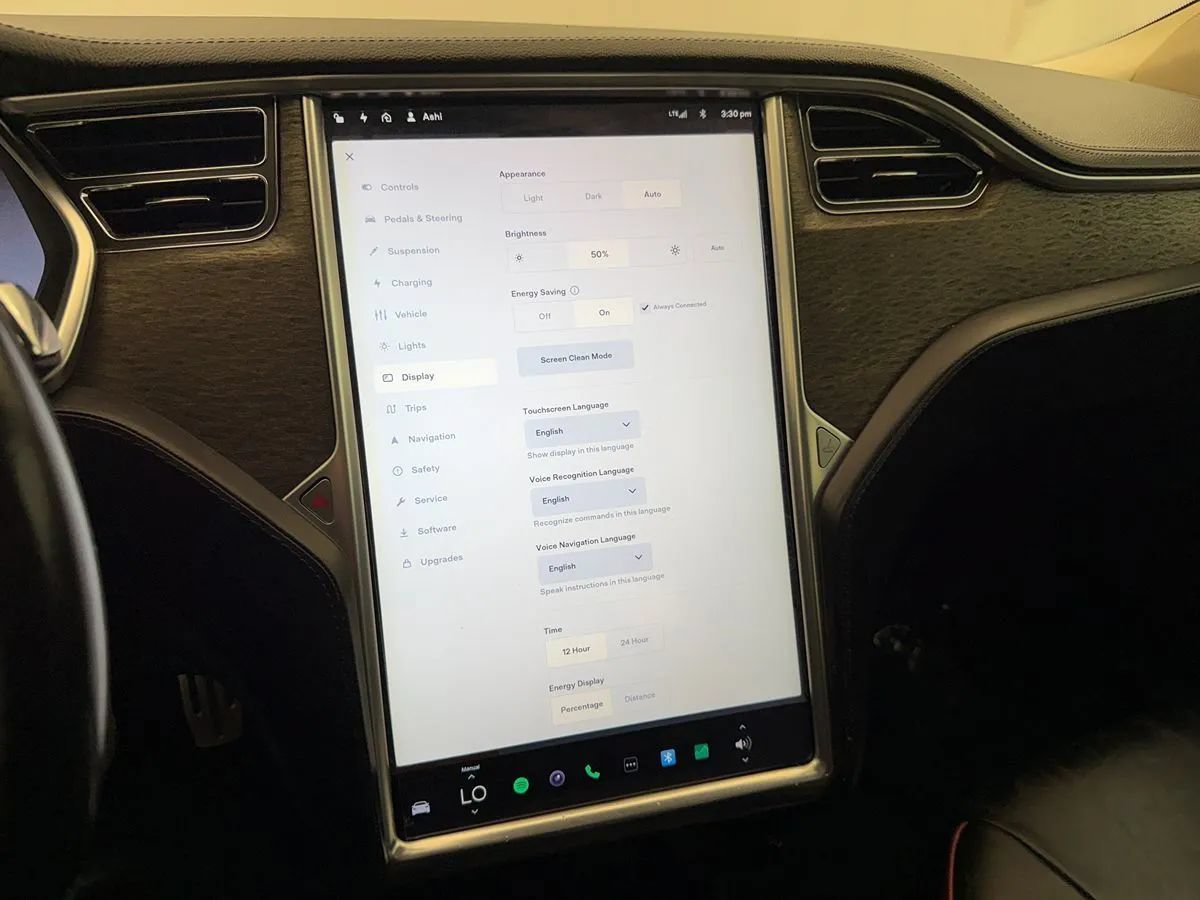 Used 2013 Tesla Model S Performance RWD image 21