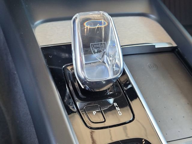 Used 2022 Volvo XC60 B6 Inscription w/ Advanced Package AWD/4WD image 19