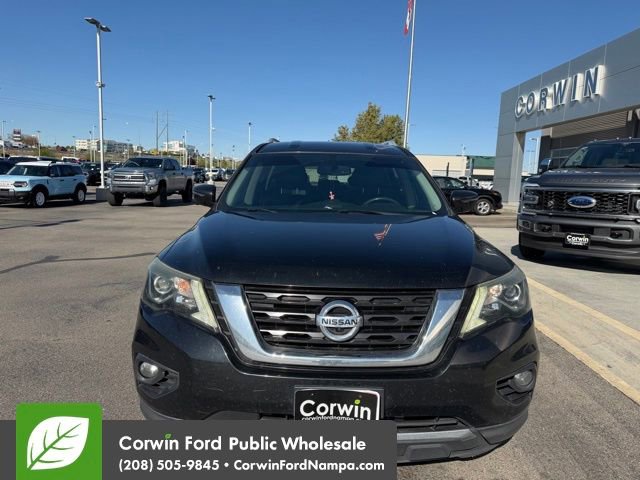 Used 2017 Nissan Pathfinder SL AWD/4WD image 2