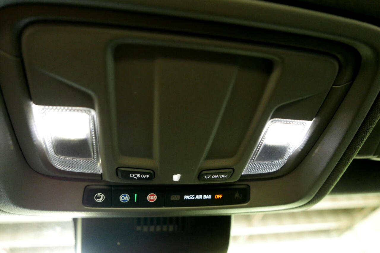 Used 2024 GMC Sierra 2500 Pro w/ Convenience Package image 17