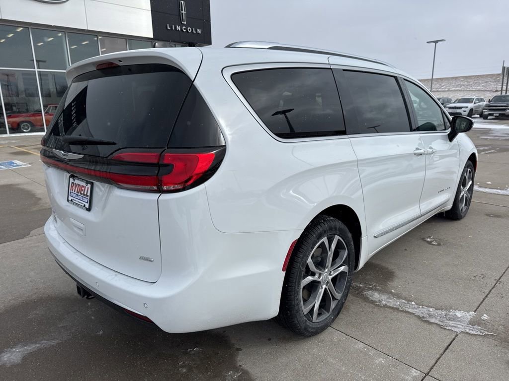 New 2026 Chrysler Pacifica Pinnacle AWD/4WD image 35