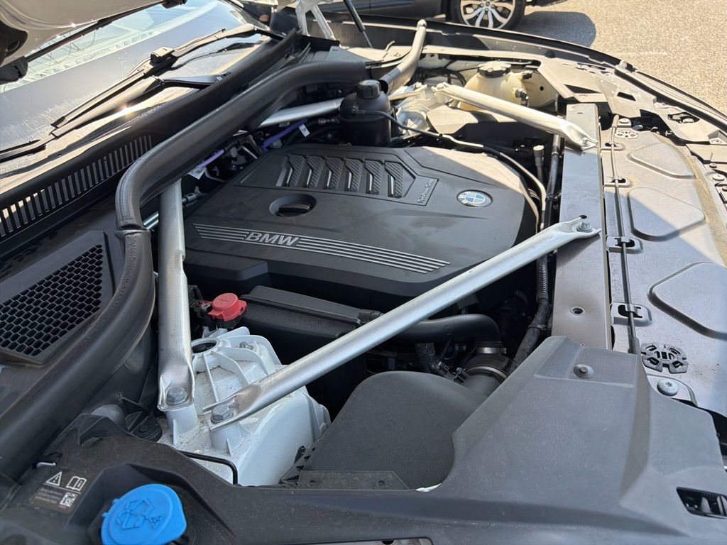 Used 2023 BMW X6 xDrive40i w/ Executive Package AWD/4WD image 28