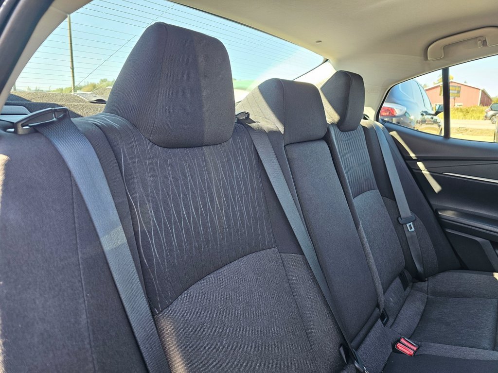 Used 2025 Toyota Camry LE FWD image 13