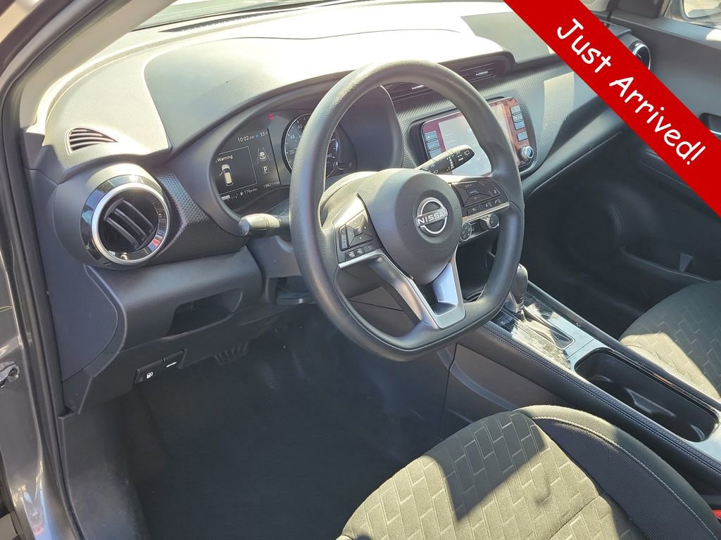 Used 2024 Nissan Kicks SV image 17