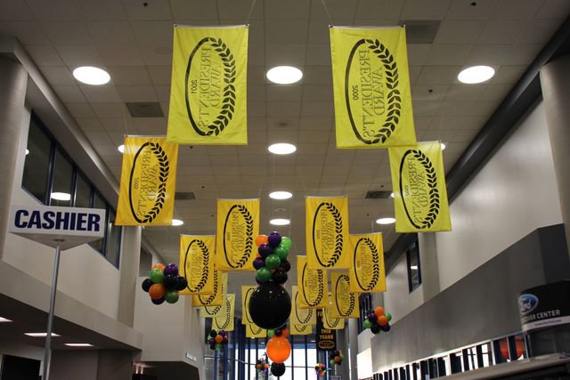 Used 2021 Ford F150 Lariat w/ Trailer Tow Package image 6