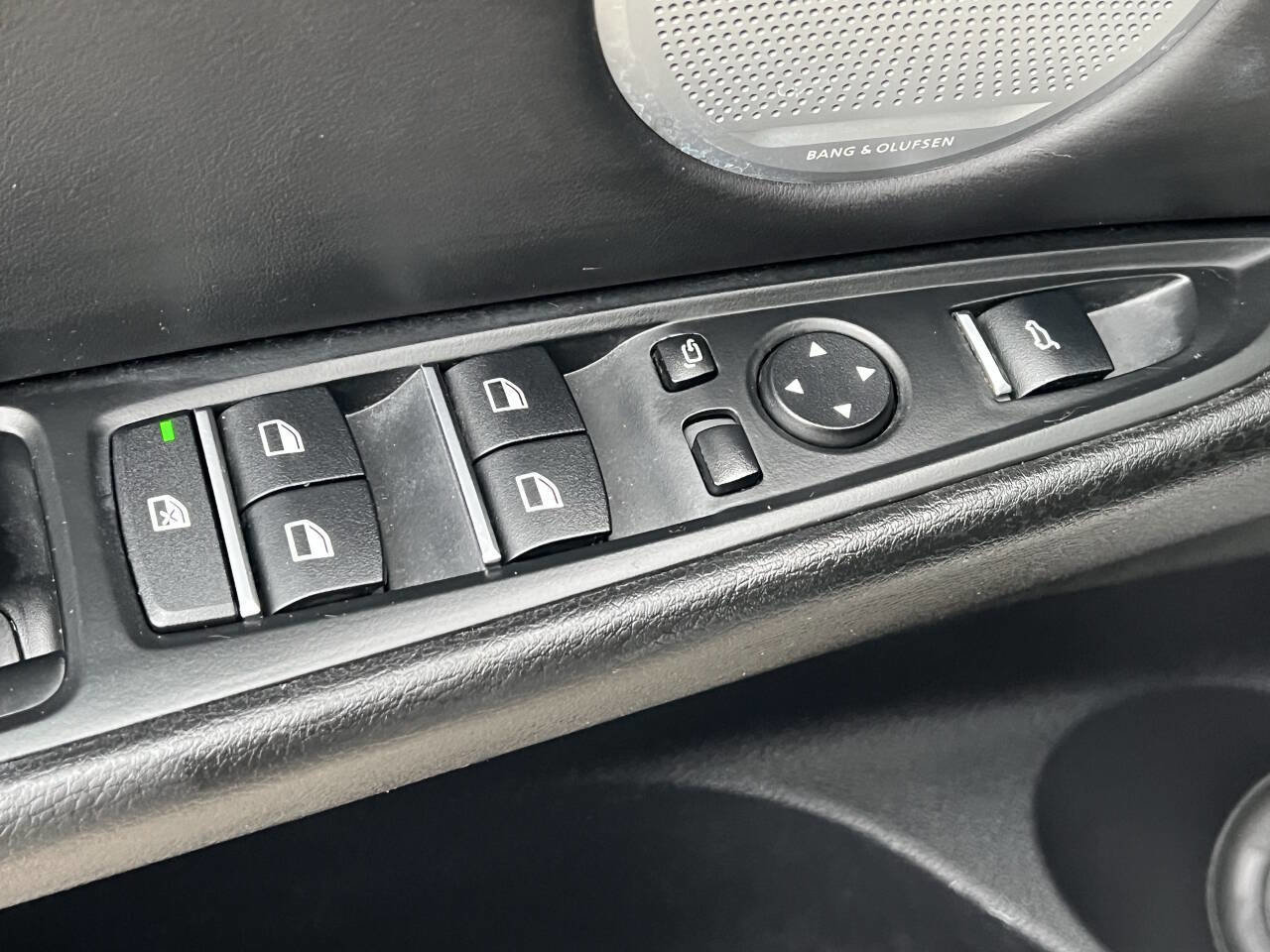 Used 2016 BMW X5 M image 39