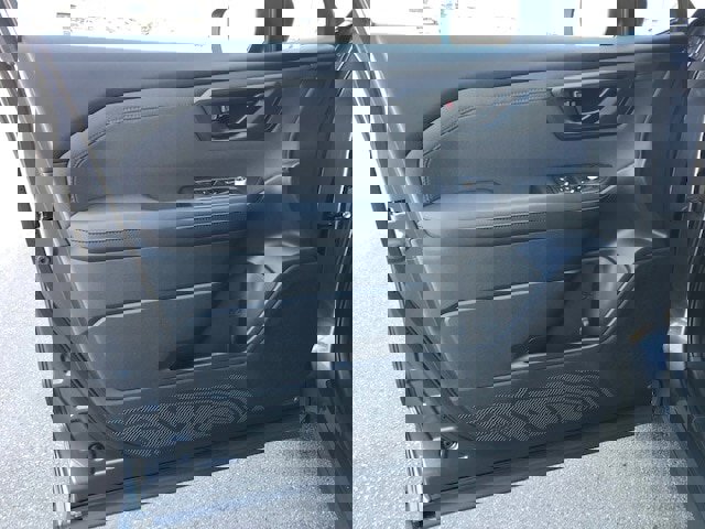 Certified 2025 Subaru Forester Premium w/ Protection Package image 22