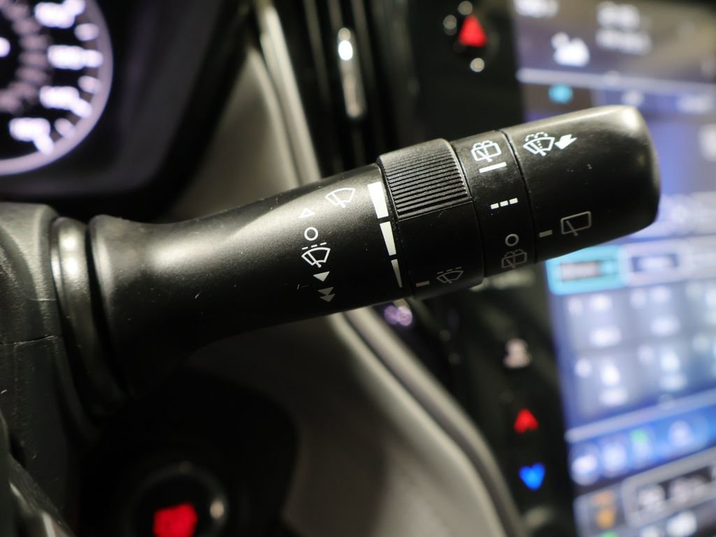 Used 2024 Subaru Outback Premium AWD/4WD image 39