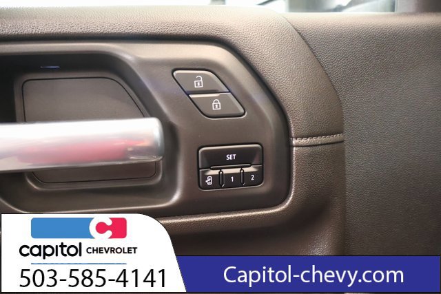 Used 2020 GMC Sierra 3500 Denali w/ Denali Ultimate Package AWD/4WD image 33