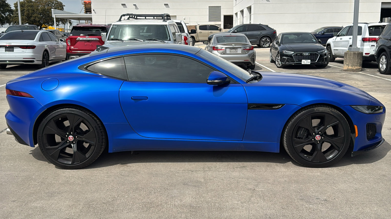 Used 2022 Jaguar F-TYPE Coupe image 8