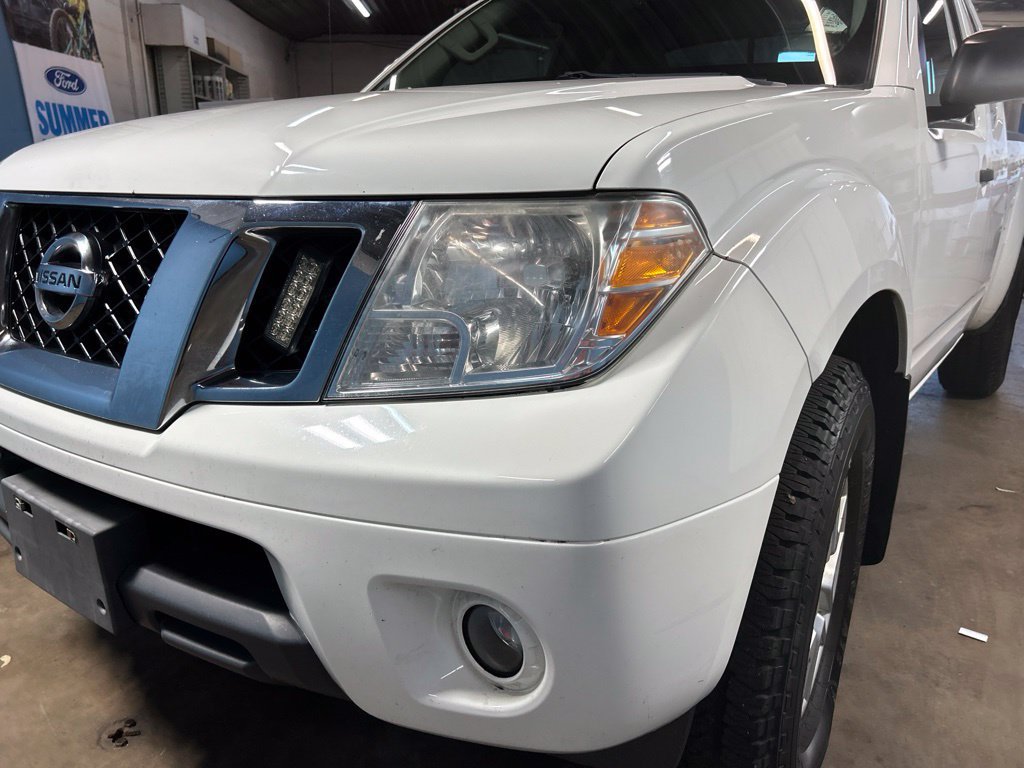 Used 2019 Nissan Frontier SV w/ Value Truck Package AWD/4WD image 6