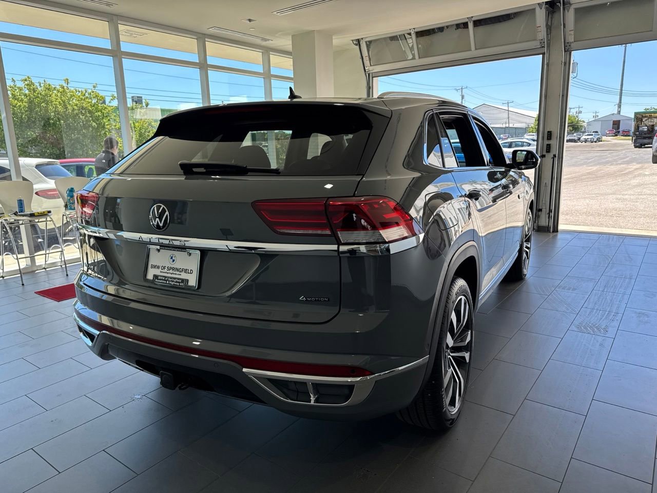 Used 2023 Volkswagen Atlas Cross Sport SEL Premium R-Line AWD/4WD image 7