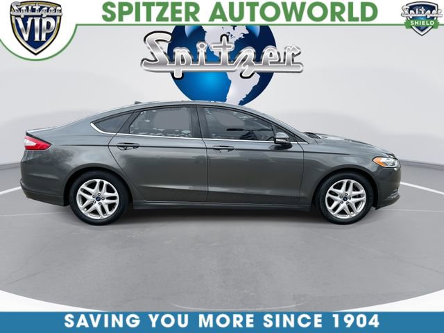Used 2015 Ford Fusion SE FWD image 10