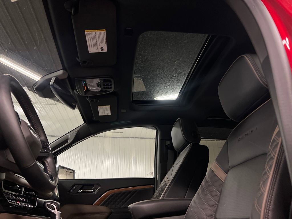 Certified 2024 GMC Canyon Denali AWD/4WD image 28