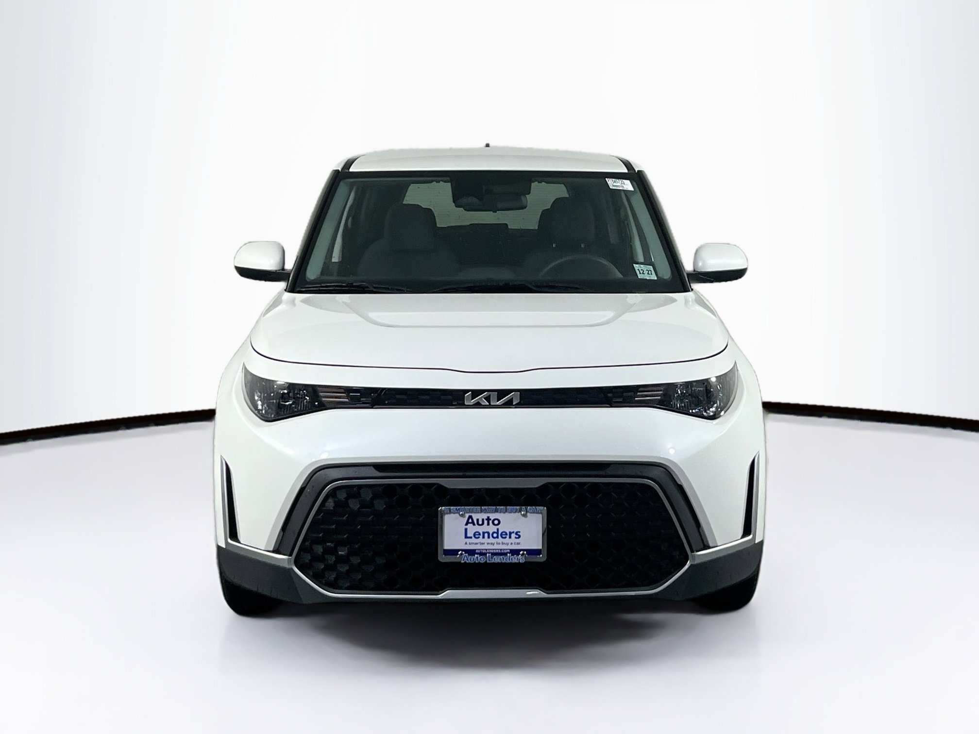 Used 2023 Kia Soul LX image 2