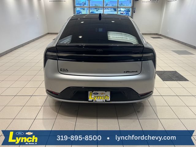 Used 2023 Toyota Prius Prime Premium FWD image 25